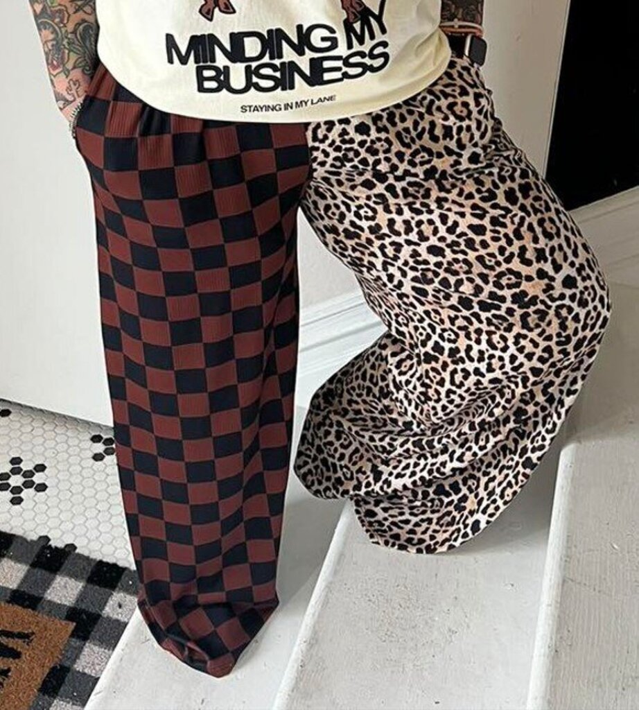 Split Decision Leopard Check Pants