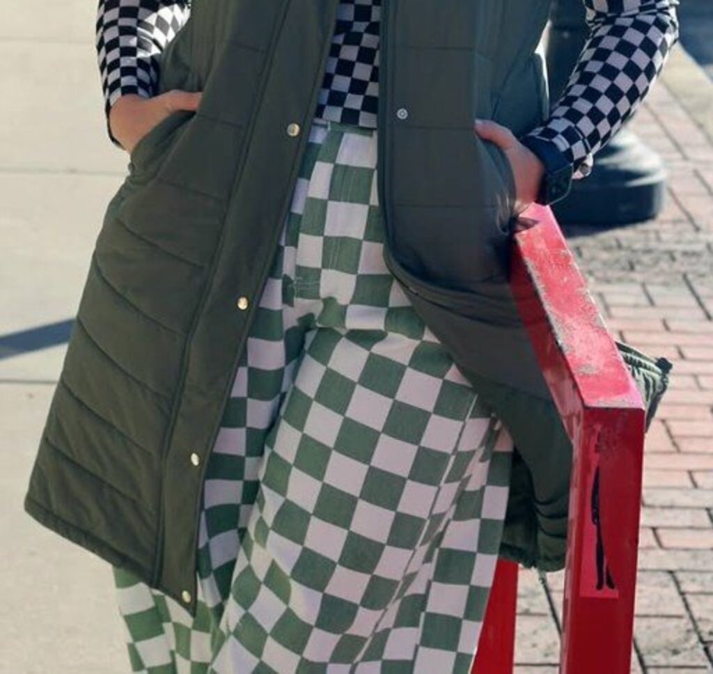 Checkered Wide Barrel Pant