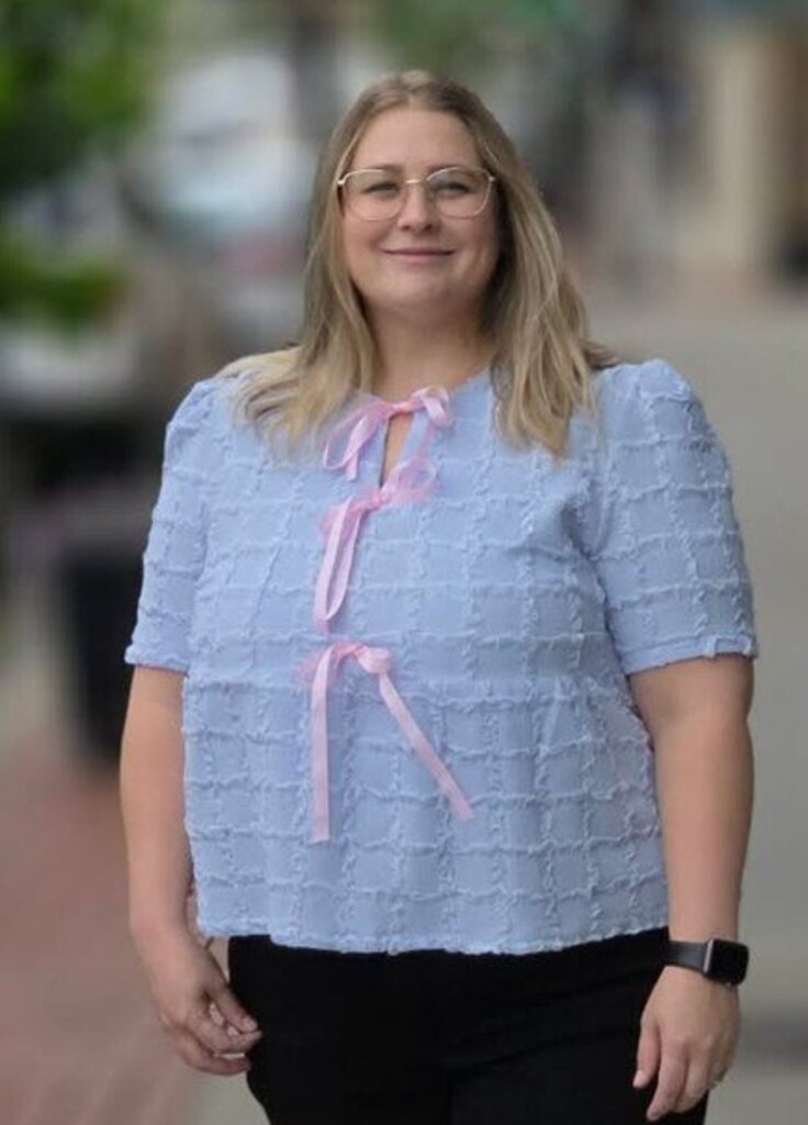 Gracie Bow Front Top