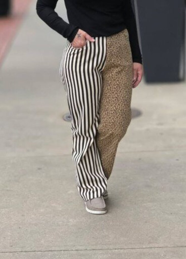 Split Decision Leopard Stripe Pant
