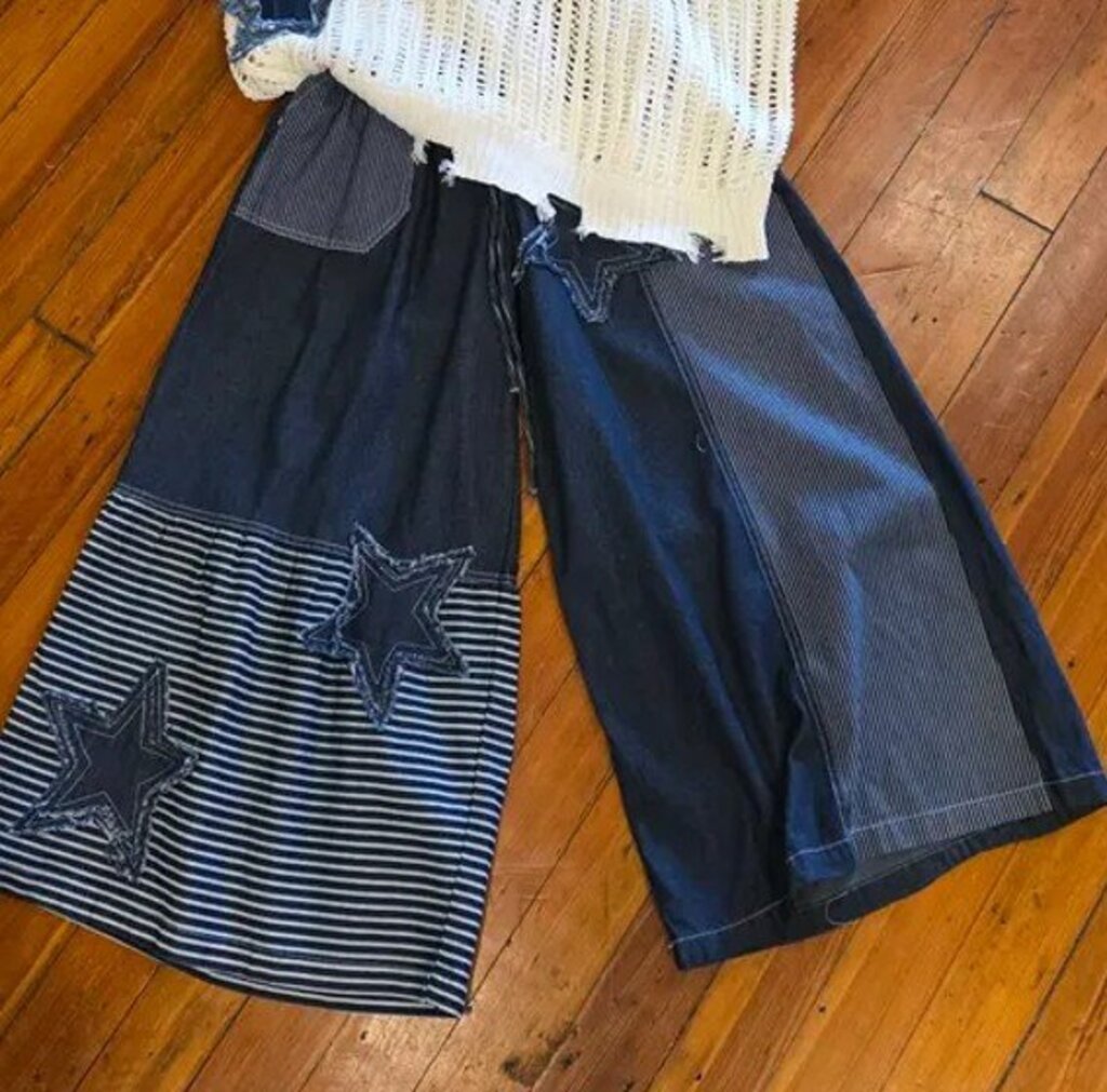 Frayed Star Patch Denim Wide Leg